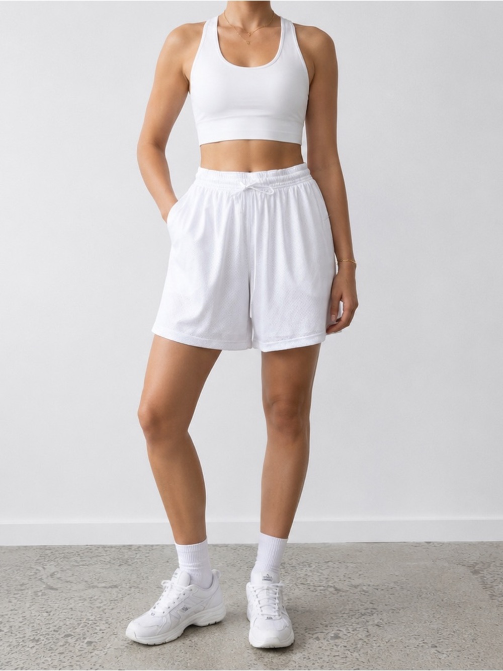 Brand New! Relaxed-Fit Mesh Training White Shorts 8” Size 6